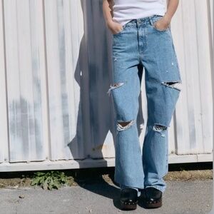 Zara 1975 distressed jeans